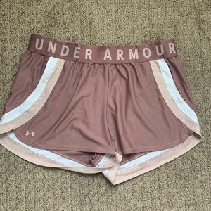 Mauve UnderArmour Women’s Athletic Shorts size XL